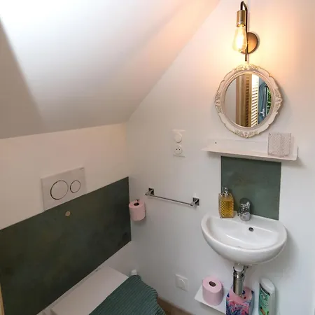 L'echo Des Bois Bed & Breakfast 3*