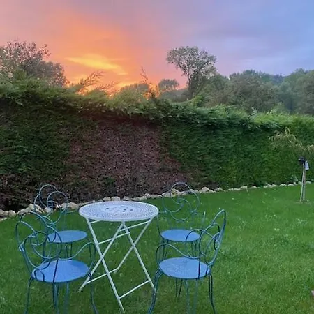 L'echo Des Bois Bed & Breakfast 3*