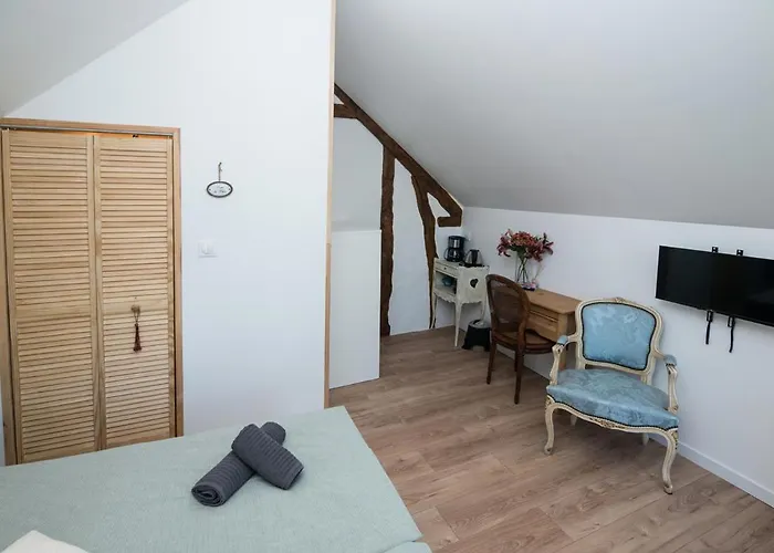 ベッド・アンド・ブレックファスト L'echo Des Bois